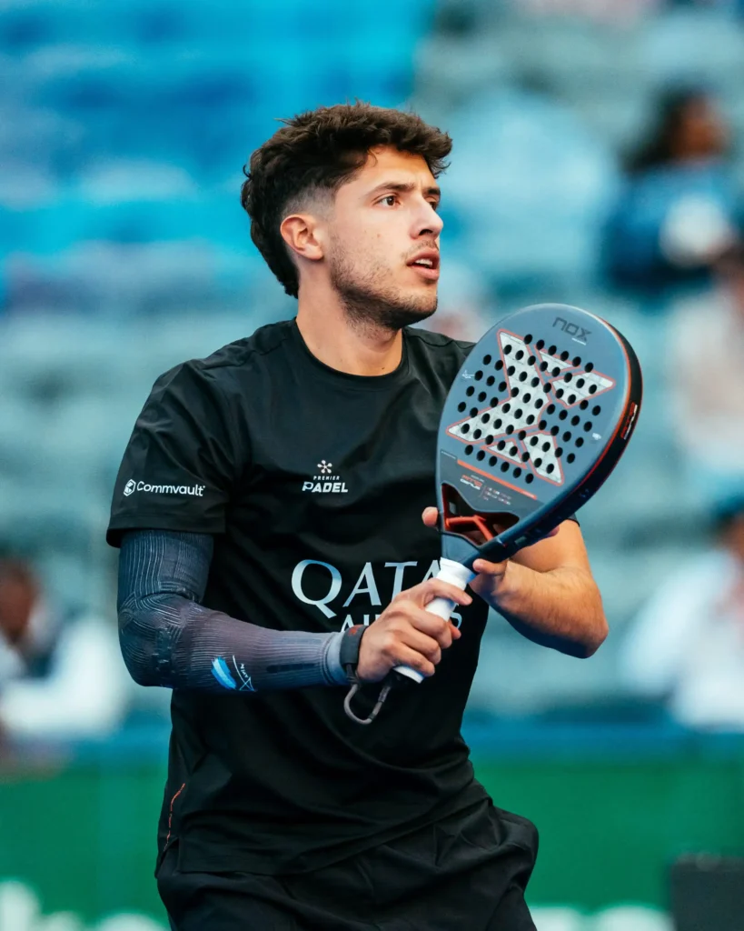 Agustín Tapia: La Pasión y el Compromiso en el Pádel