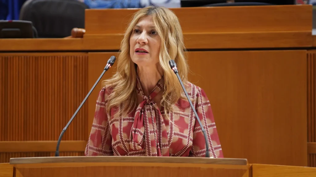 Controversias en la Gestión de Inmigración en Aragón: La Visión de Mar Vaquero