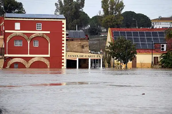 Impacto de la Borrasca Leonardo en España: Situación Actual y Recomendaciones