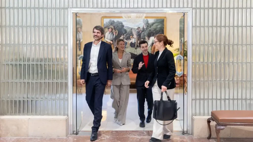El Futuro de la Izquierda en Madrid: Un Diálogo Clave entre Líderes