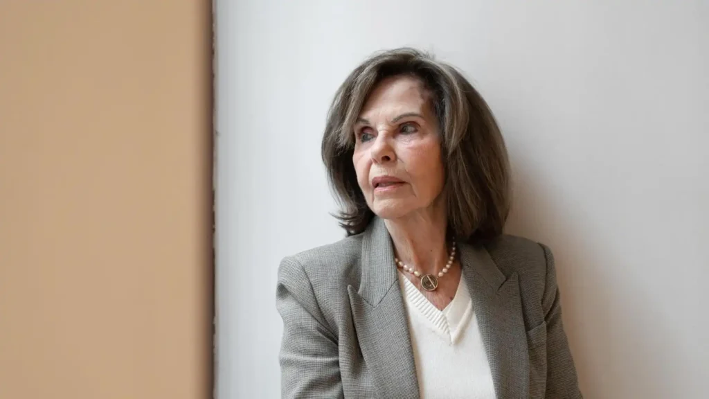 La Historia de Denise Papo: Superviviente del Holocausto y Mensajera de Esperanza