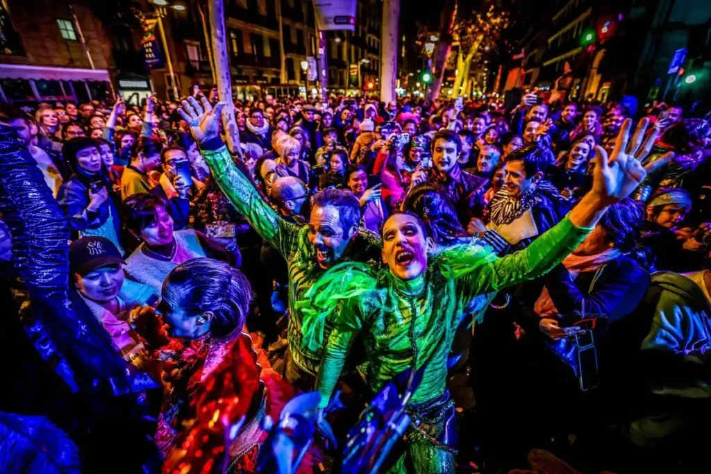 El Carnaval de Barcelona 2026: Tradición y Espectáculo en la Rúa del Arribo