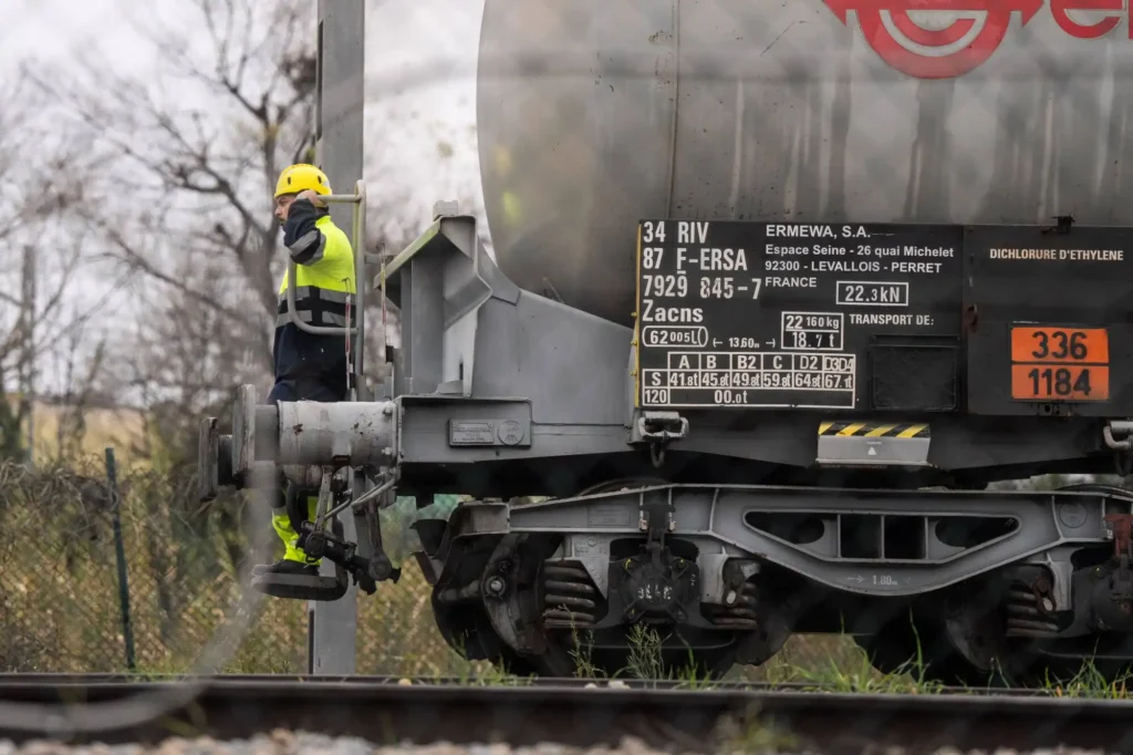 Crisis Ferroviaria en Catalunya: Impacto Económico y Propuestas de Solución