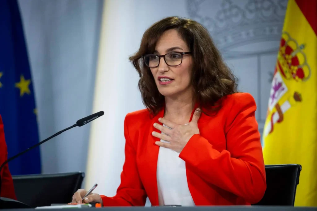 Nueva Ley de Sanidad: Un Paso Hacia la Gestión Pública y la Transparencia