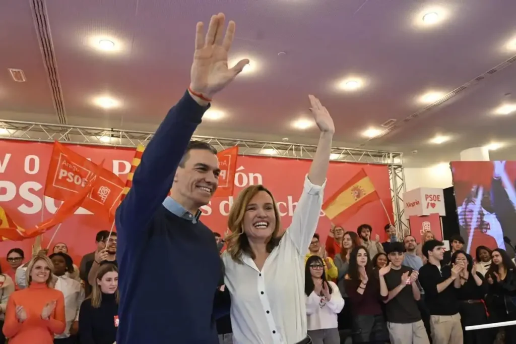 El PP y Vox: Un Nuevo Capítulo en la Política Autonómica Española