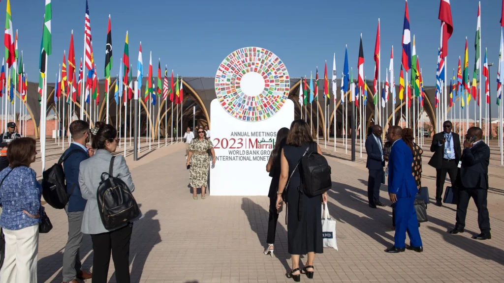 Impacto económico de la guerra EEUU-Israel-Irán 2026 en el crecimiento global
