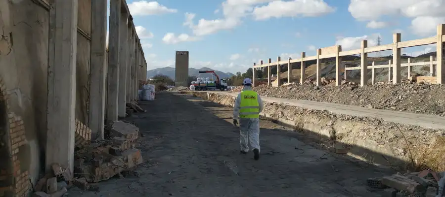 Vertidos ilegales en la Axarquía: 167.000 toneladas de residuos y amianto detectado