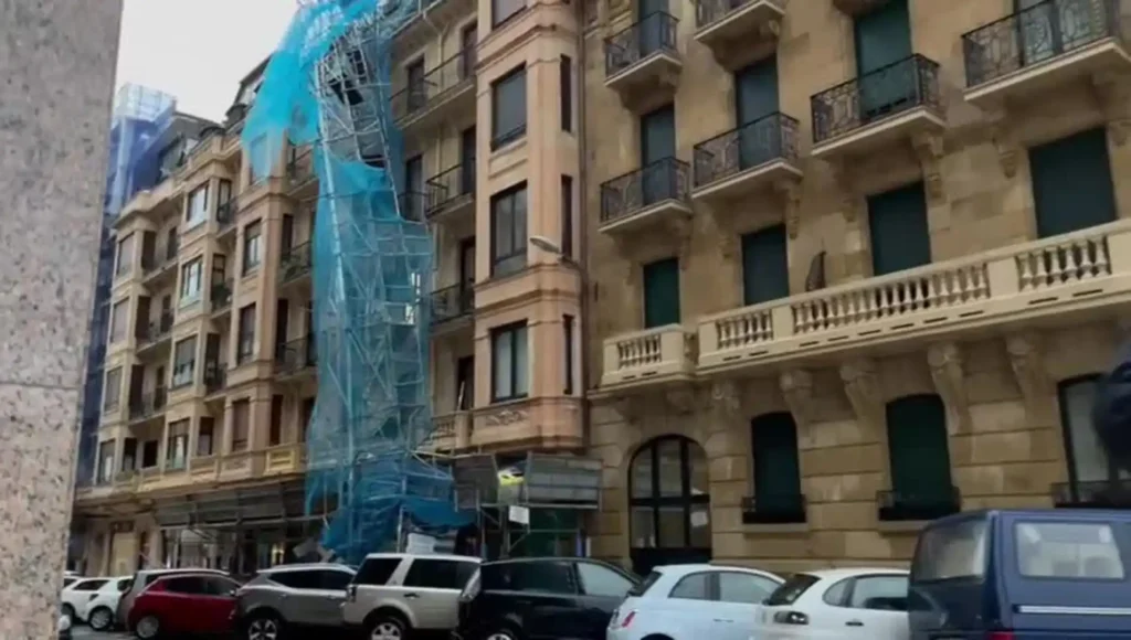 Desplome de andamio en Benidorm: causas, responsabilidades y normativa de seguridad laboral
