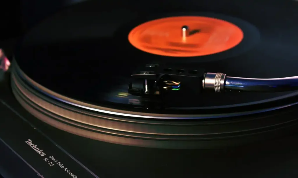 ¿Suena mejor el vinilo que la música digital? Análisis técnico y realidades del mercado
