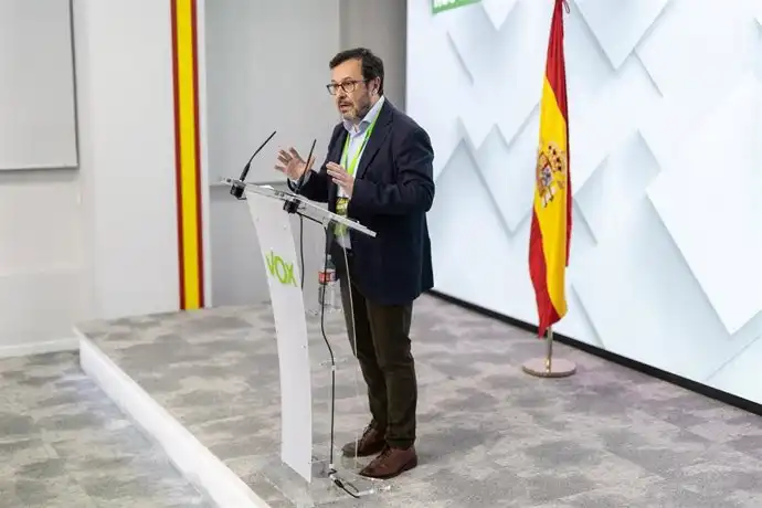 Prioridad nacional PP y Vox: ¿qué dice la Constitución y por qué genera conflicto electoral?