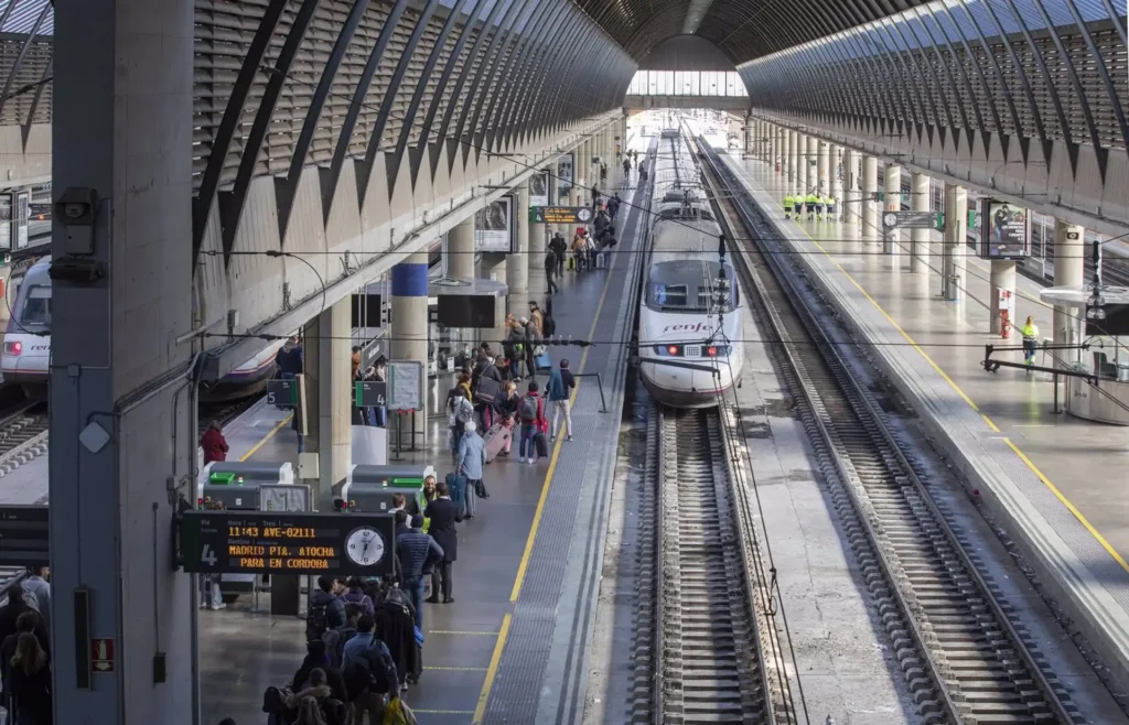 AVE Málaga Madrid: Restablecimiento de la conexión directa tras 4 meses