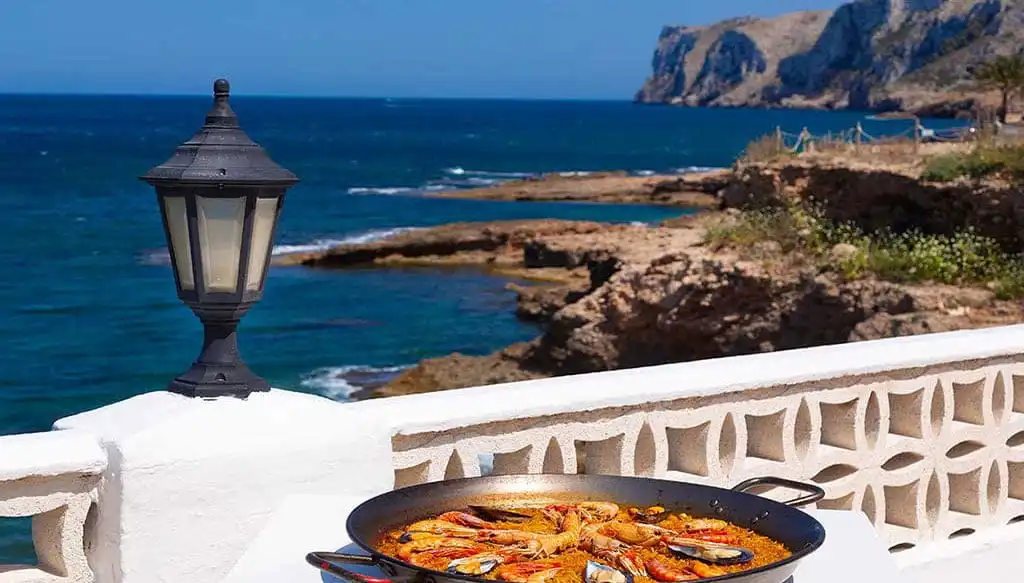 Vaiche Boa A Coruña: terraza con vistas al Atlántico y arroz frente al mar