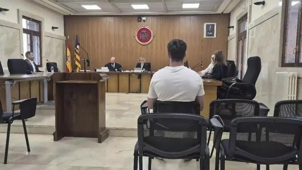 Cláusula Romeo y Julieta: qué es y cómo se aplica en casos de relaciones entre menores