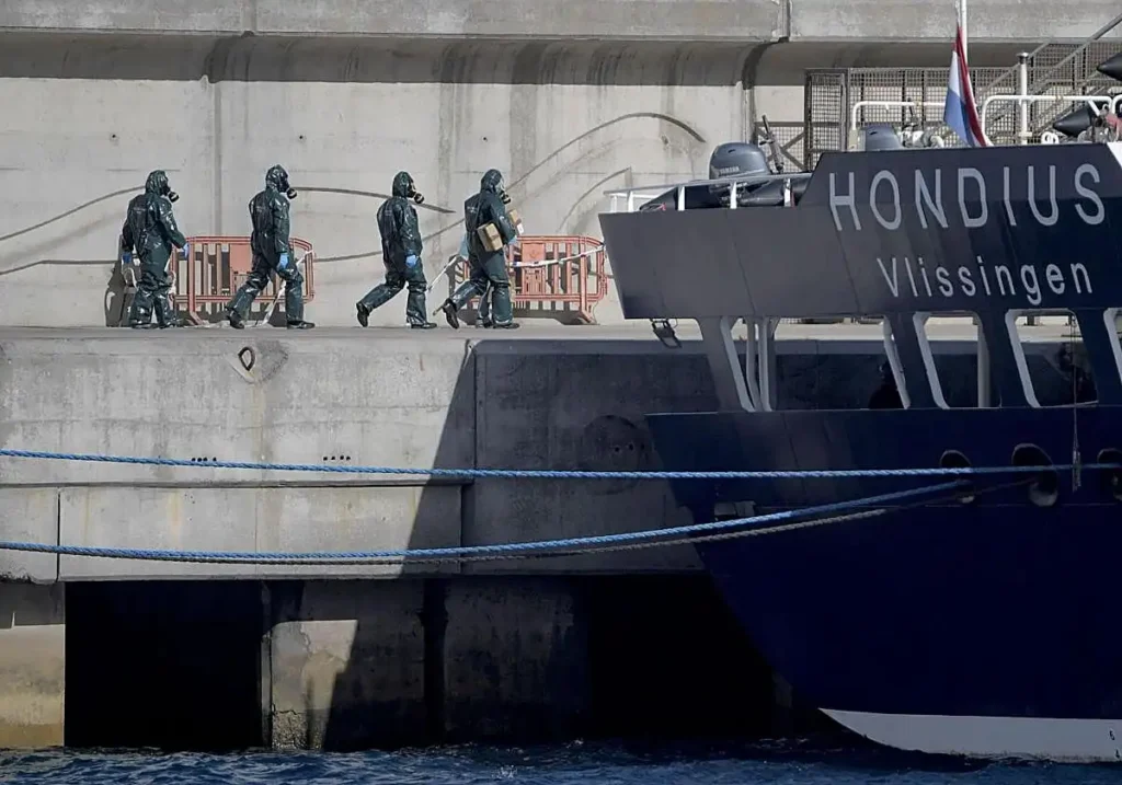 Desinfección del crucero MV Hondius tras brote de hantavirus: protocolos y autorización sanitaria