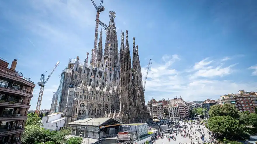 Fachada de la Gloria Sagrada Familia: ¿Quién completará el legado de Gaudí en 2026?