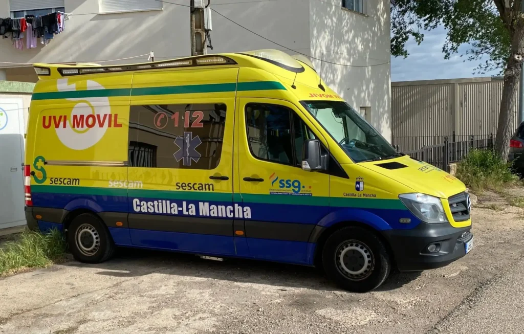 Muerte por persiana metálica en Cuenca: riesgos reales de seguridad en locales comerciales