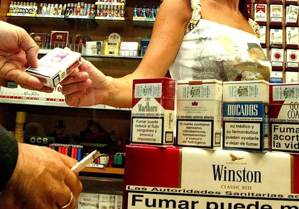 Precio del tabaco 2026: cambios oficiales en cigarrillos, cigarros y picaduras