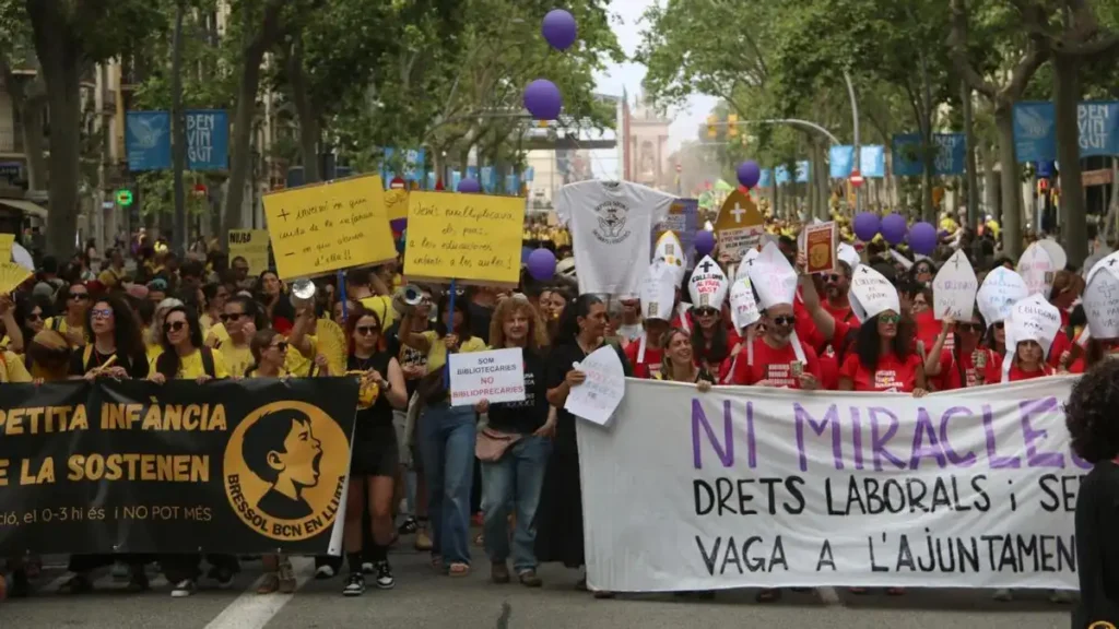 Manifestación docentes Barcelona 2026: ¿Qué exigen los sindicatos educativos?