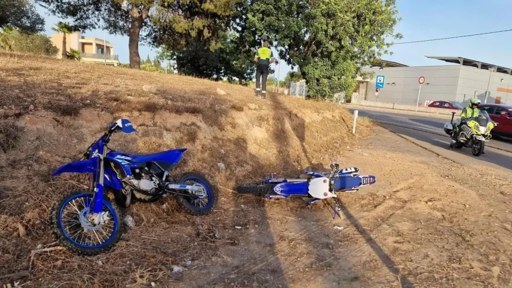 Conducción temeraria en la A7: seis motoristas detenidos por caballitos y persecuciones