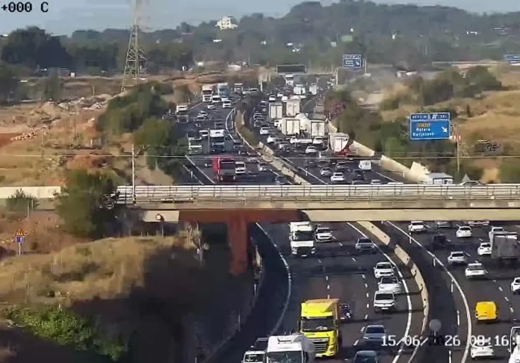 Atascos A-7 Torrent: causas, impacto y medidas de la DGT en hora punta