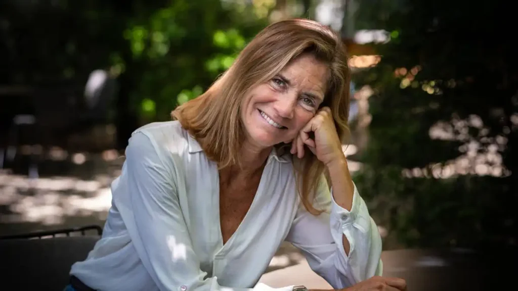 Erietta de Clara Pastor: análisis literario y significado de la nostalgia en la narrativa contemporánea