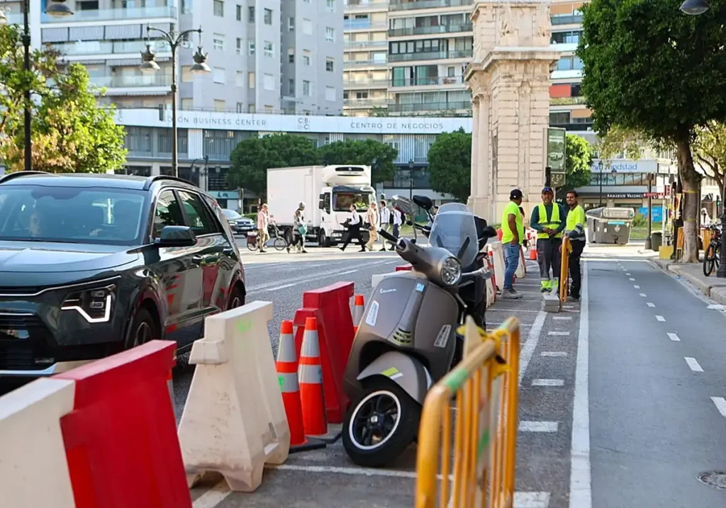 ¿Puede celebrarse el desfile del Orgullo en Valencia pese a las obras de la calle Colón?