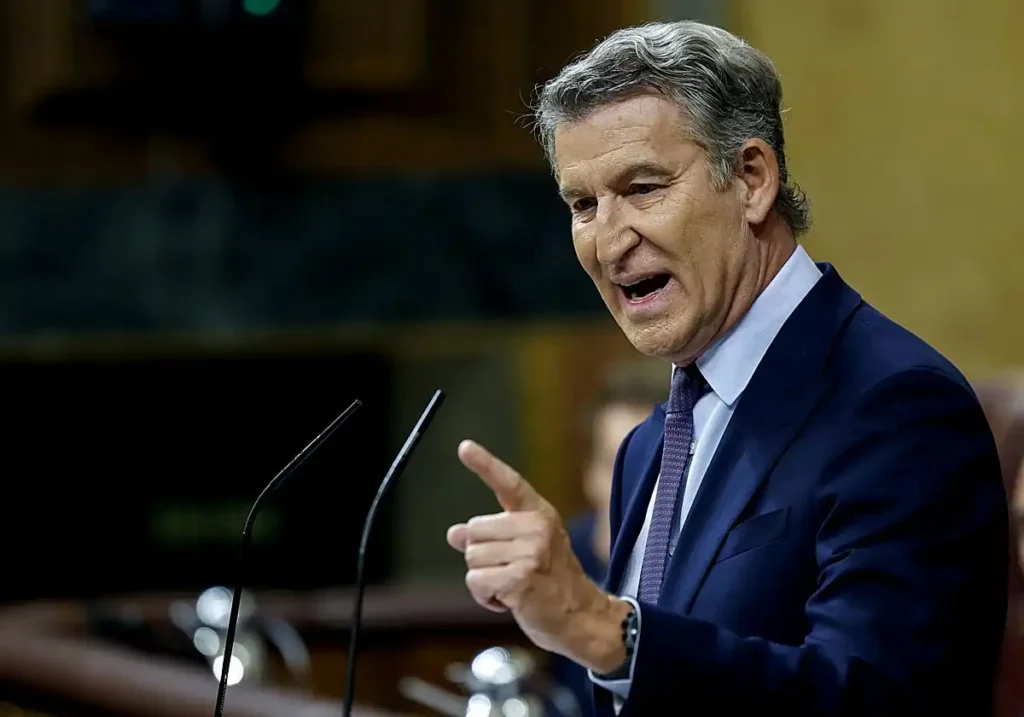 Feijóo acusa a Sánchez de ser el ‘nexo político corruptor’: análisis jurídico y consecuencias institucionales