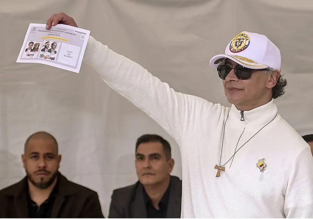 Anulación de elecciones en Colombia: ¿qué dice la Constitución sobre injerencia extranjera?