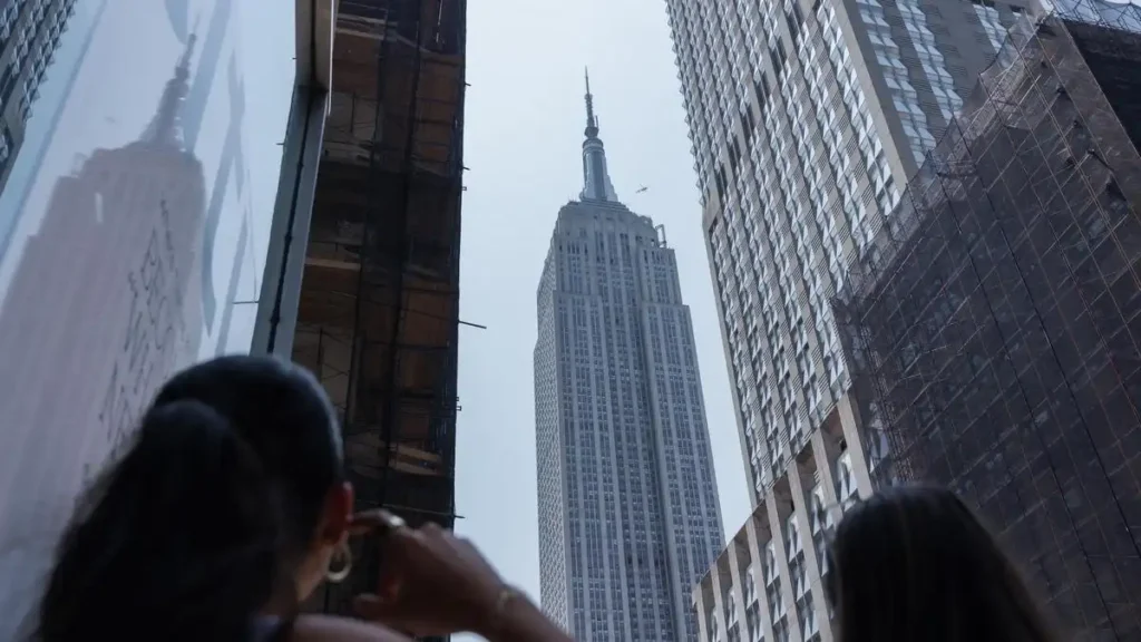 Empire State Building escalada ilegal: ¿qué implica la subida sin permiso a rascacielos en EE.UU.?