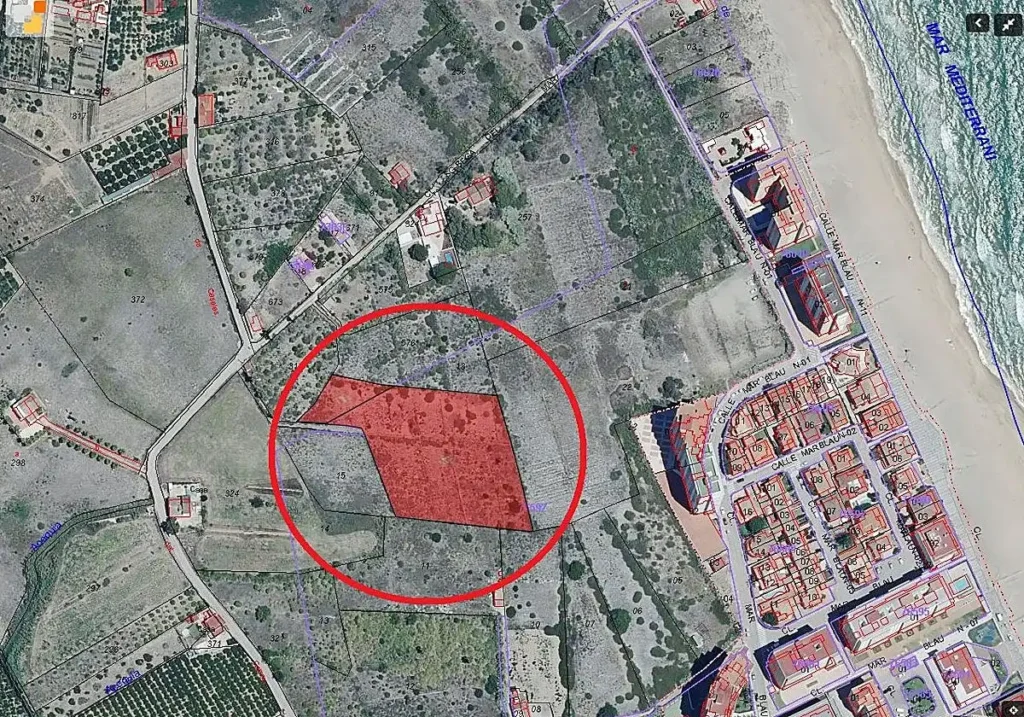 Subasta fincas Reyal Urbis Sueca: 7.000 m² no urbanizables en Mareny Blau