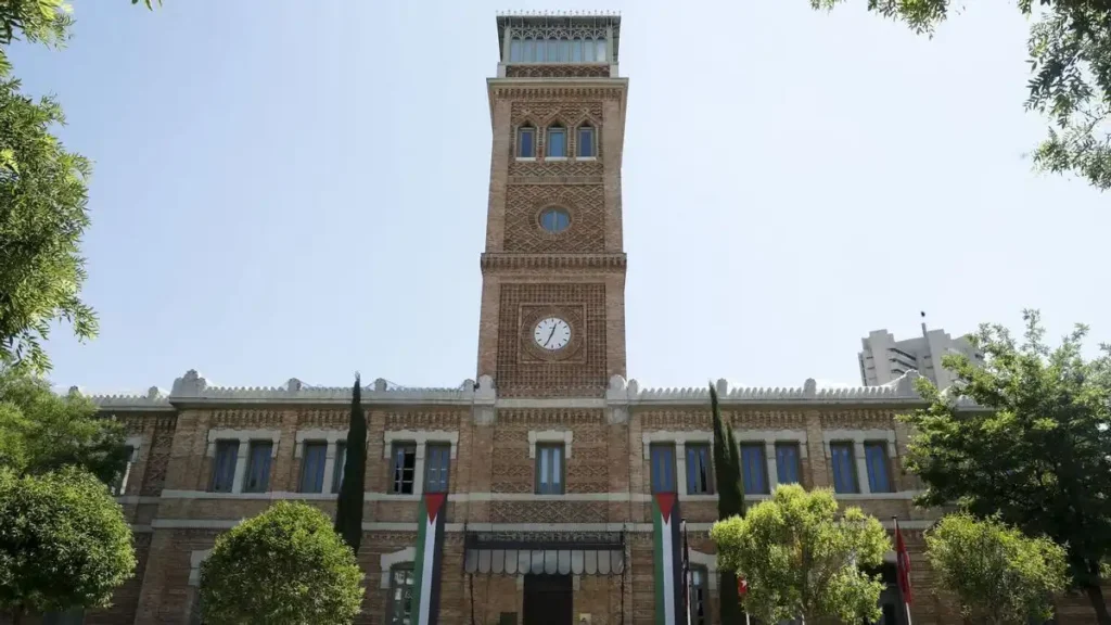 Casa Árabe Madrid: desalojo y conflicto institucional en las Escuelas Aguirre