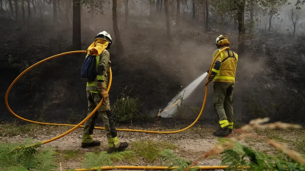 Incendio Laxe y Vimianzo 2026: 200 hectáreas quemadas y respuesta coordinada