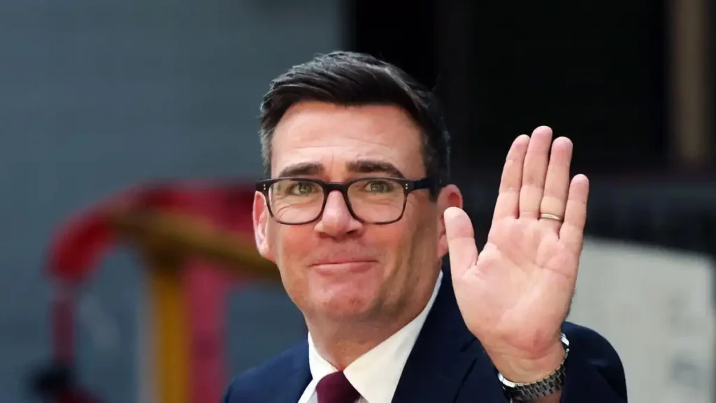 Qué es el liderazgo de Andy Burnham en el Reino Unido y por qué cambia la política británica