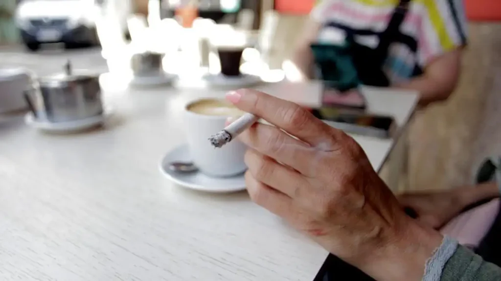 Ley antitabaco 2026: qué cambia con la nueva regulación de cigarrillos electrónicos y shishas