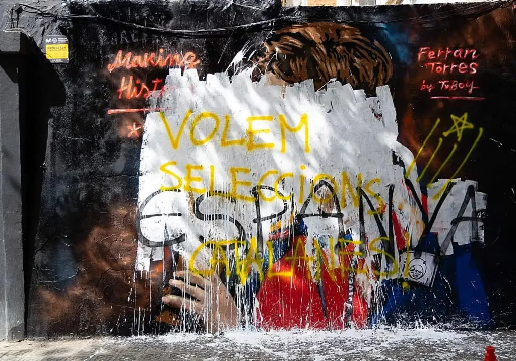 Vandalismo en mural de Ferran Torres: ¿qué dice la ley ante el ataque a símbolos nacionales?