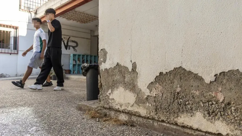 Qué es el riesgo de humedades estructurales y por qué afecta más a Calp, Dénia, Santa Pola y Xàbia