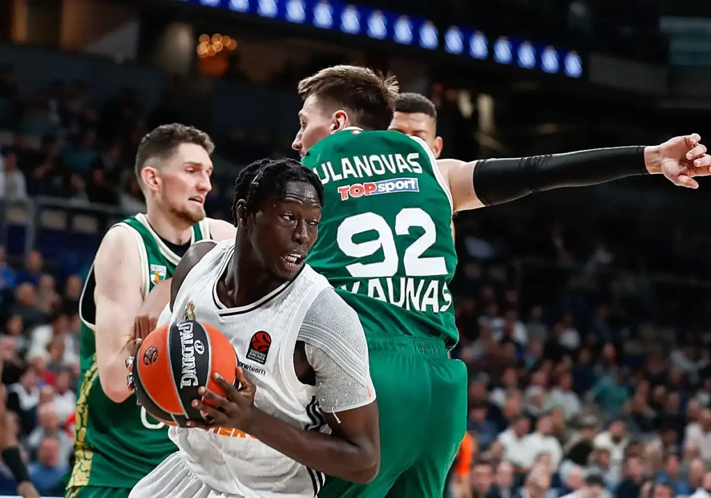 Ndiaye y el mercado ACB: ¿cómo afecta la igualación de ofertas del Real Madrid al Valencia Basket?