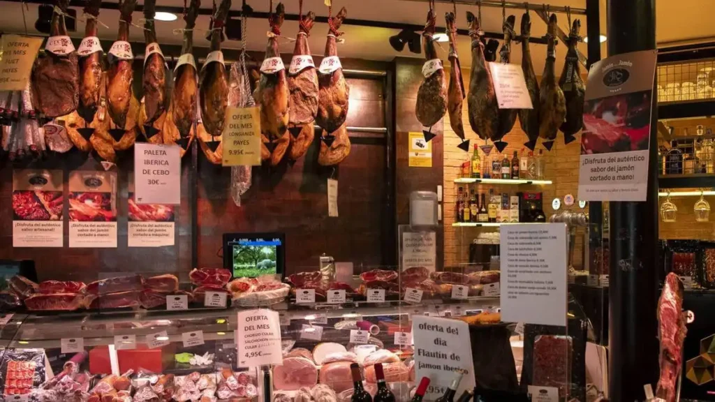 Comercios de Barcelona: ¿por qué la media de antigüedad cayó a 17,8 años?