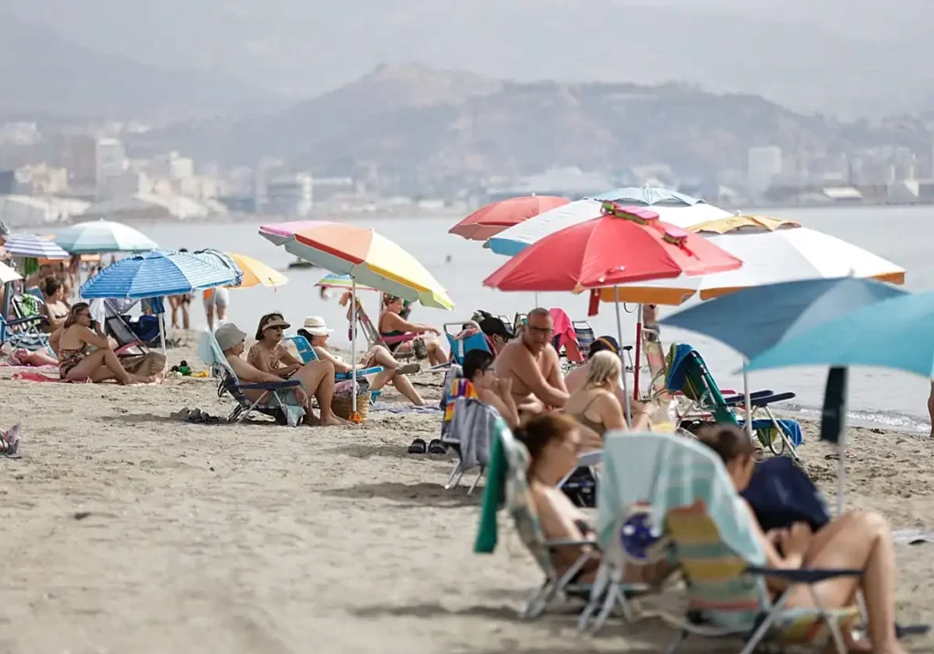 Qué es el efecto terral marino y por qué mantiene fresco el mar de Alborán mientras el Mediterráneo se calienta