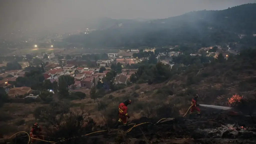 Contaminación en Valencia por polvo sahariano e incendios: qué hacer